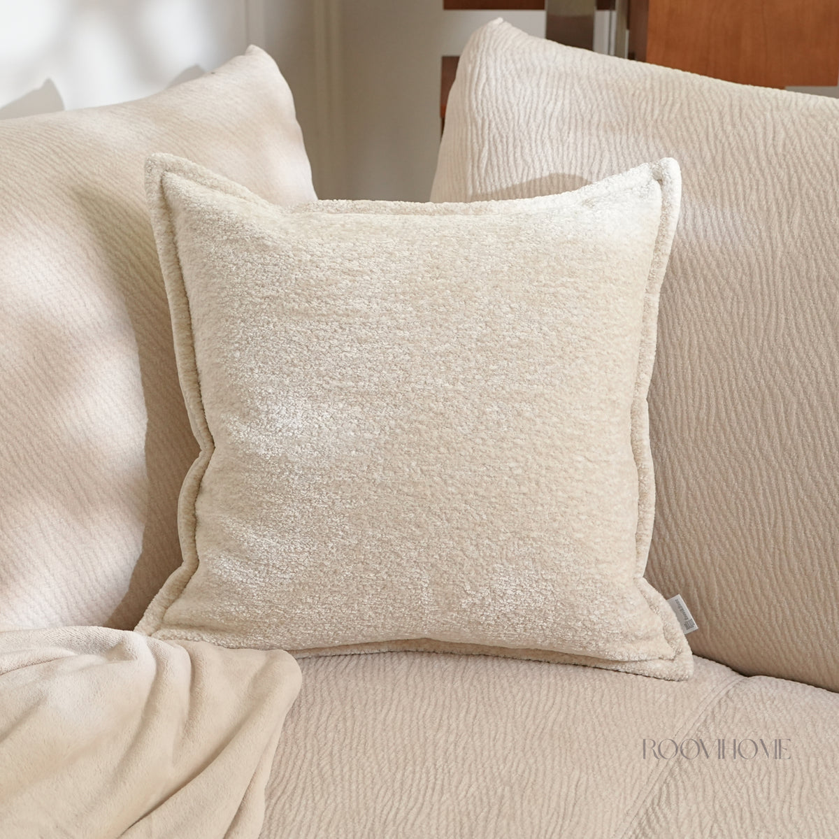 Mellow Touch Textured Chenille Cushion