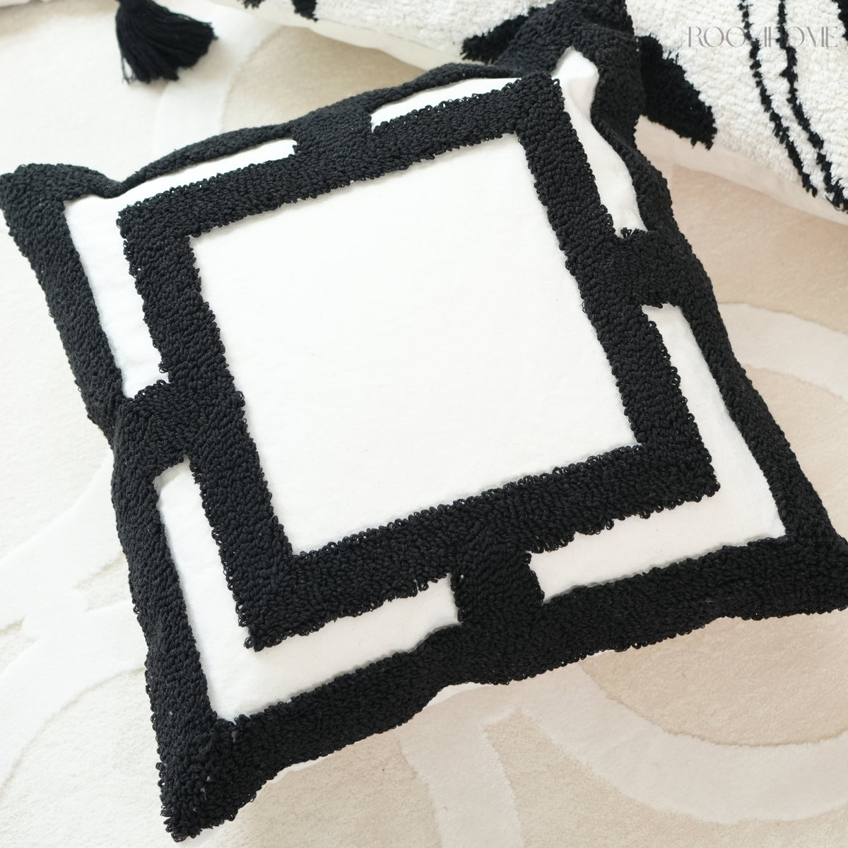 Pop Art Series • Tufted Cushion Combo