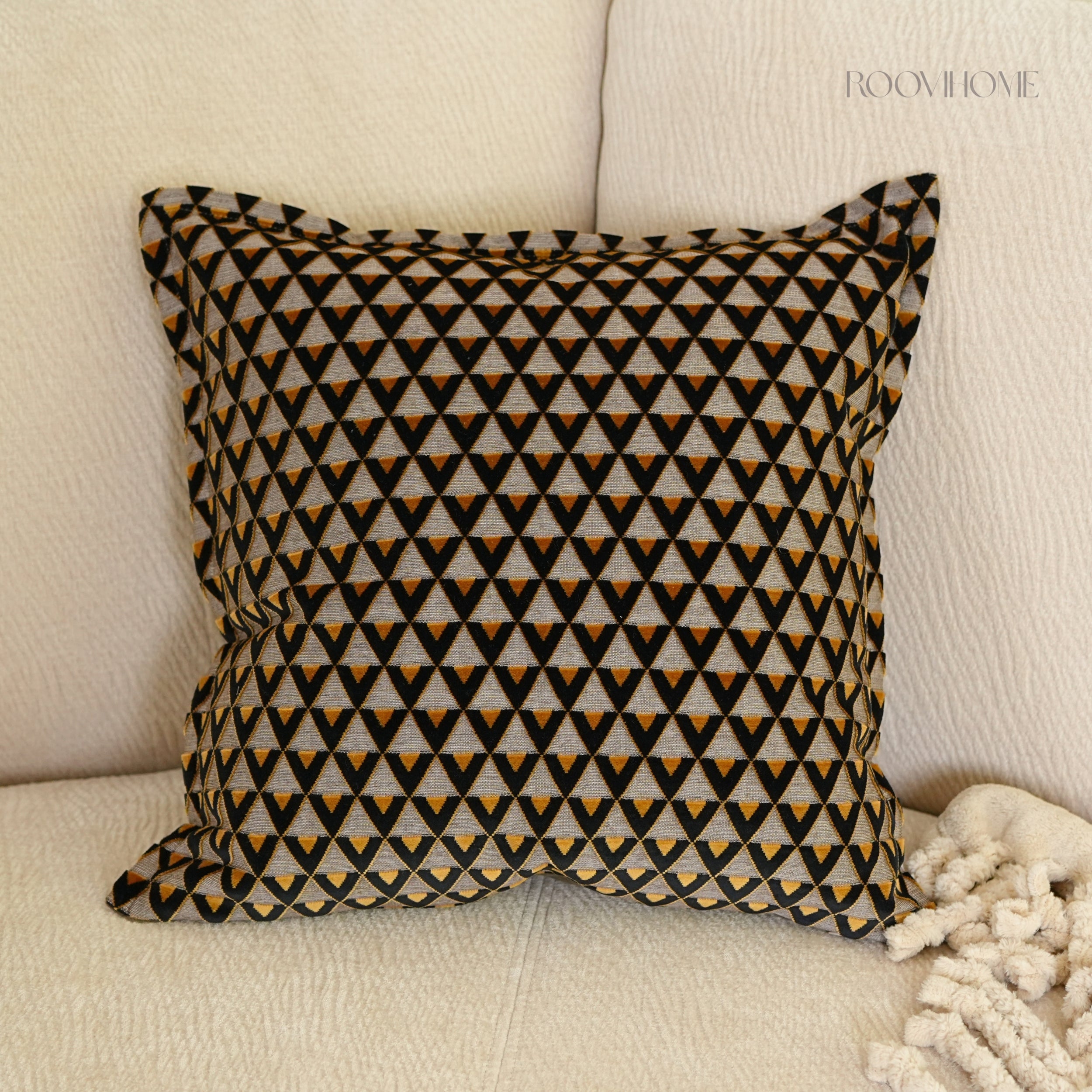 Geometry Rhythm Velvet Decorative Cushions