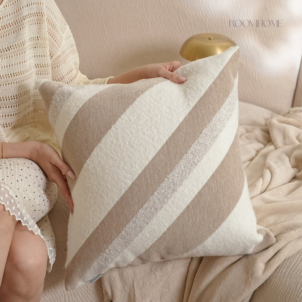 Textured Bouclé Chenille Cushion Cover / Throw Pillow, Modern Curved Stripe Minimalist Style, Soft Luxury Sofa Cushion for Living Room Home Décor, Ready to Ship | RooviHome Contour