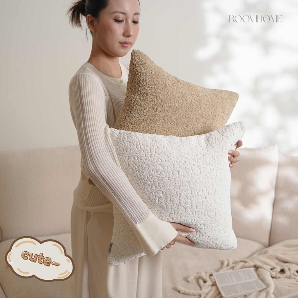 Creamy Cloud Bouclé Cushion