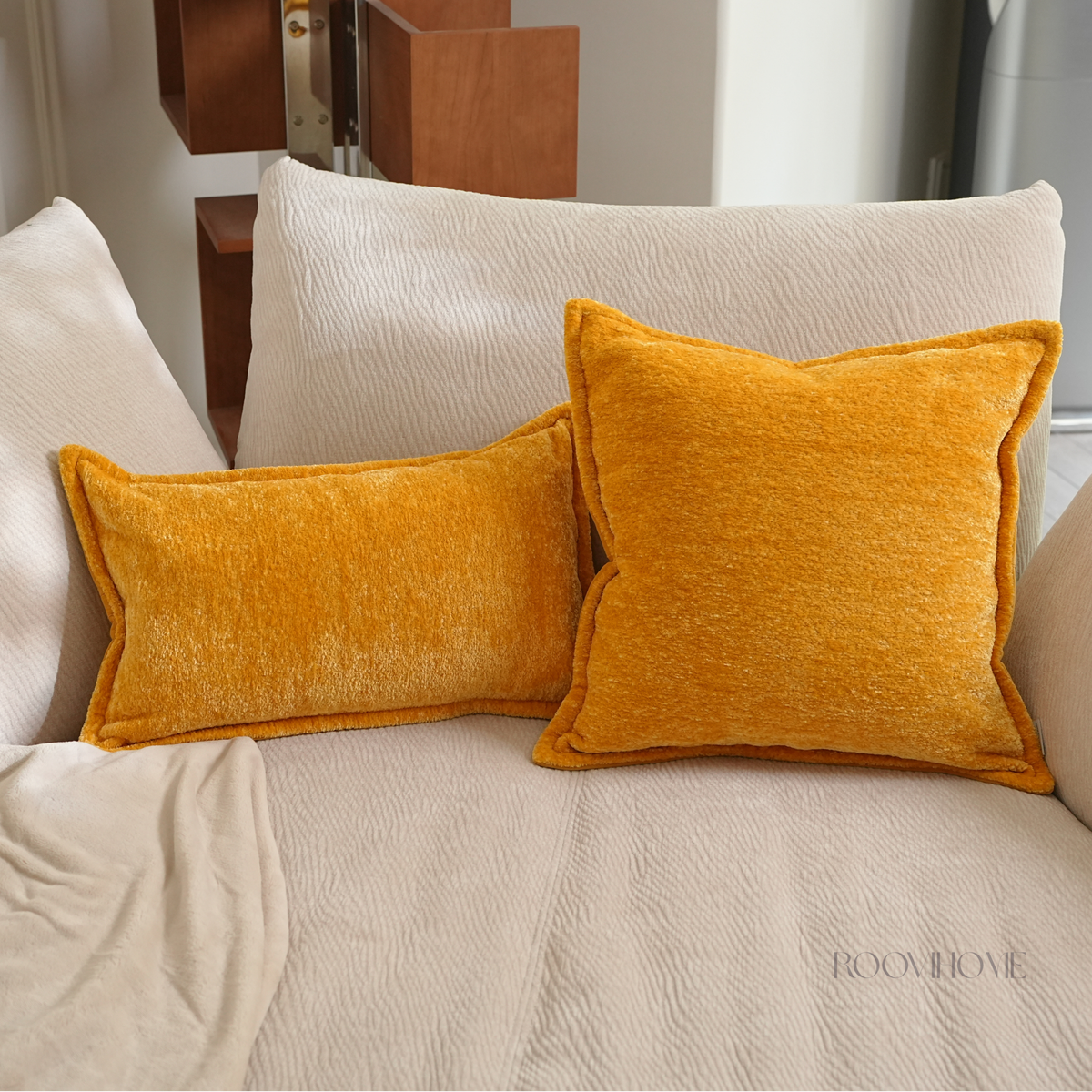 Mellow Touch Textured Chenille Cushion